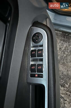 Хэтчбек Ford Focus 2009 в 