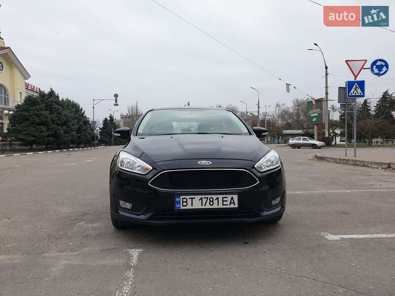 Хэтчбек Ford Focus 2016 в Херсоне фото 3 Хэтчбек Ford Focus 2016 в Херсоне