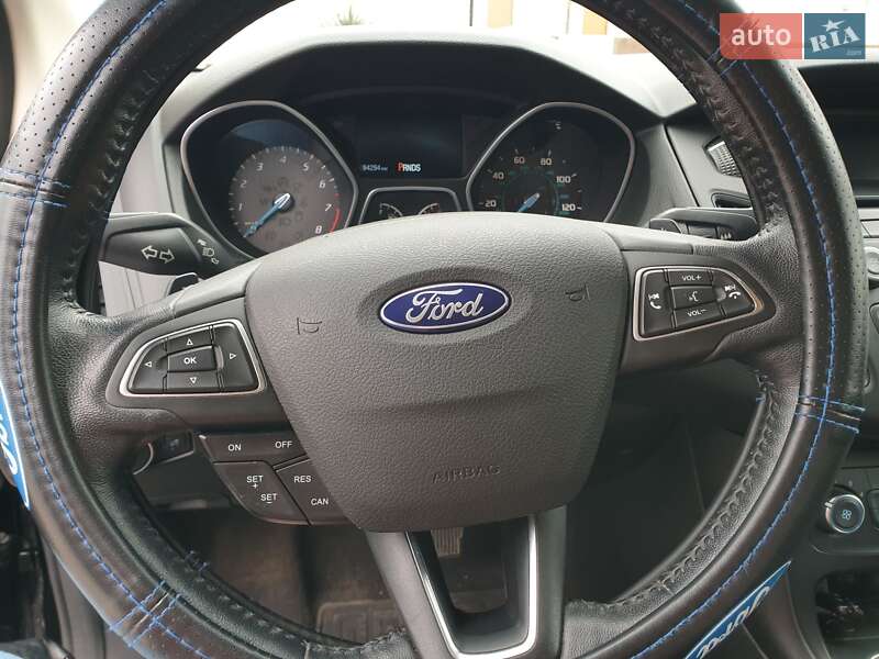 Хэтчбек Ford Focus 2016 в Херсоне фото 13 Хэтчбек Ford Focus 2016 в Херсоне