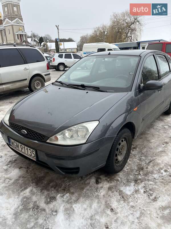 Хэтчбек Ford Focus 2002 в Кременце