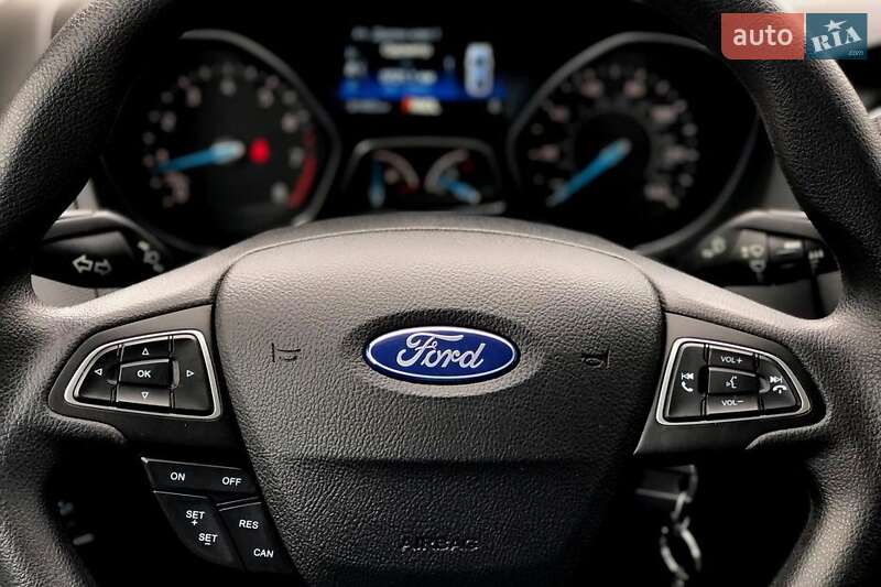 Седан Ford Focus 2018 в Днепре фото 14 Седан Ford Focus 2018 в Днепре