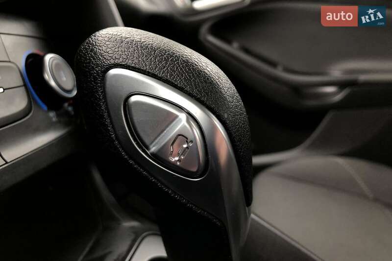 Седан Ford Focus 2018 в Днепре фото 15 Седан Ford Focus 2018 в Днепре