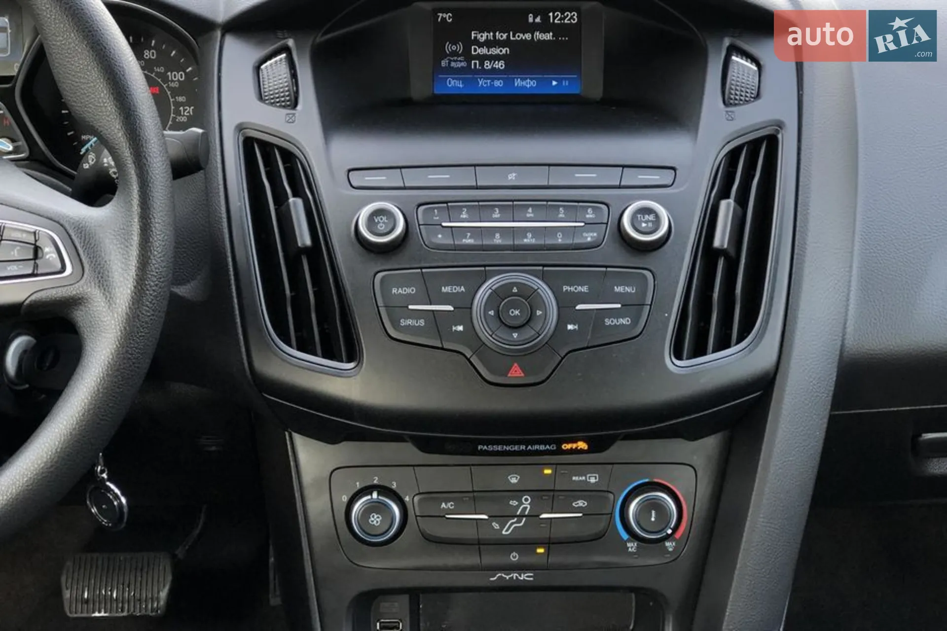 2018 Ford Focus - мініатюра 19