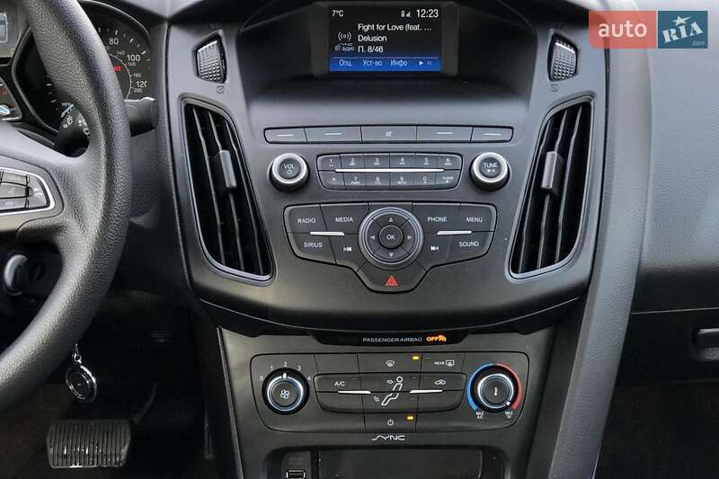 Седан Ford Focus 2018 в Днепре фото 19 Седан Ford Focus 2018 в Днепре