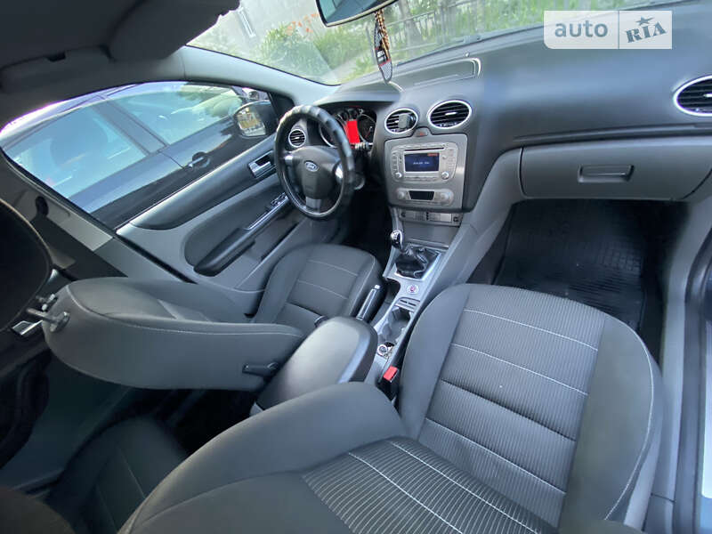 Універсал Ford Focus 2010 в Чернівцях фото 29 Універсал Ford Focus 2010 в Чернівцях