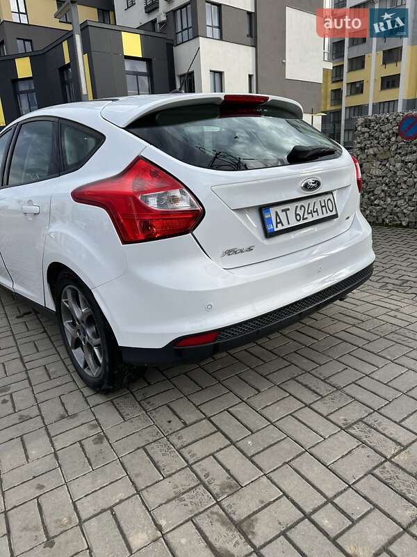 Хэтчбек Ford Focus 2014 в Бучаче