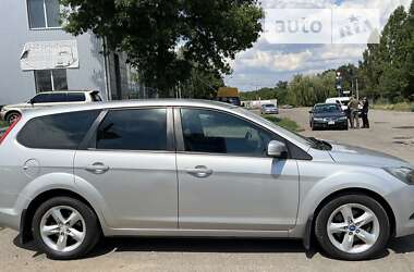 Хэтчбек Ford Focus 2008 в Южноукраинске