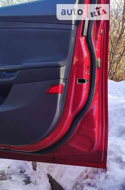 Хэтчбек Ford Focus 2015 в 