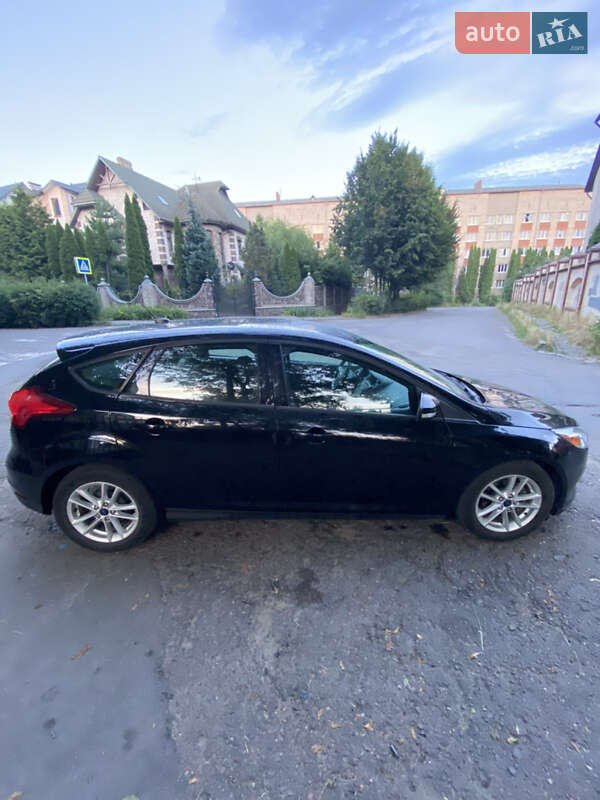 Хэтчбек Ford Focus 2016 в Черновцах