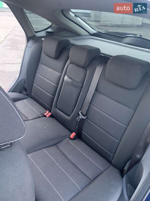 Хетчбек Ford Focus 2010 в Виноградові
