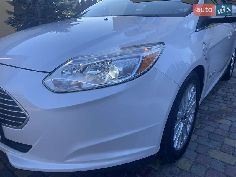 Хэтчбек Ford Focus 2014 в Львове фото 6 Хэтчбек Ford Focus 2014 в Львове