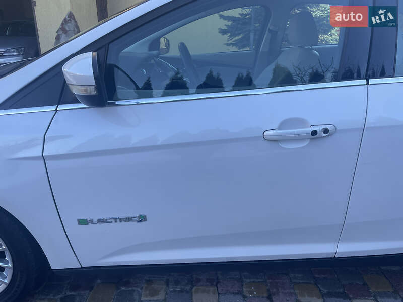 Хэтчбек Ford Focus 2014 в Львове фото 24 Хэтчбек Ford Focus 2014 в Львове