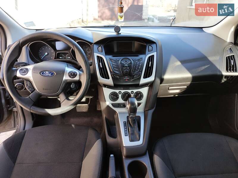 Седан Ford Focus 2014 в Березане фото 11 Седан Ford Focus 2014 в Березане