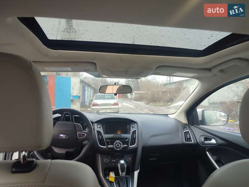 Седан Ford Focus 2016 в Днепре