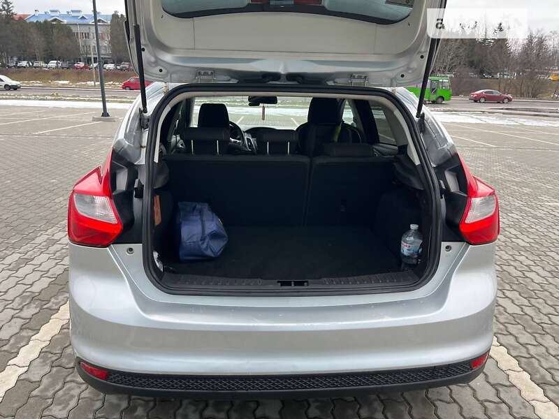 Хэтчбек Ford Focus 2011 в Львове фото 14 Хэтчбек Ford Focus 2011 в Львове