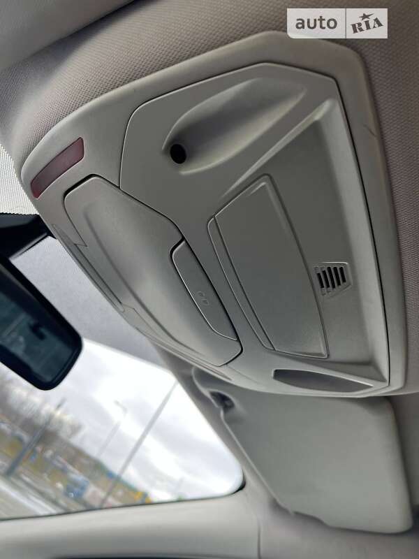 Хэтчбек Ford Focus 2011 в Львове фото 29 Хэтчбек Ford Focus 2011 в Львове