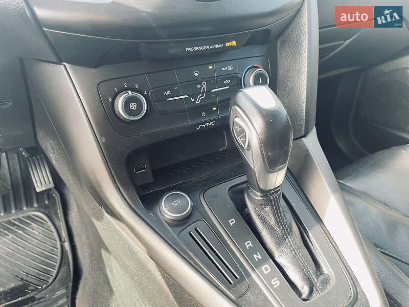 Хэтчбек Ford Focus 2016 в Долине