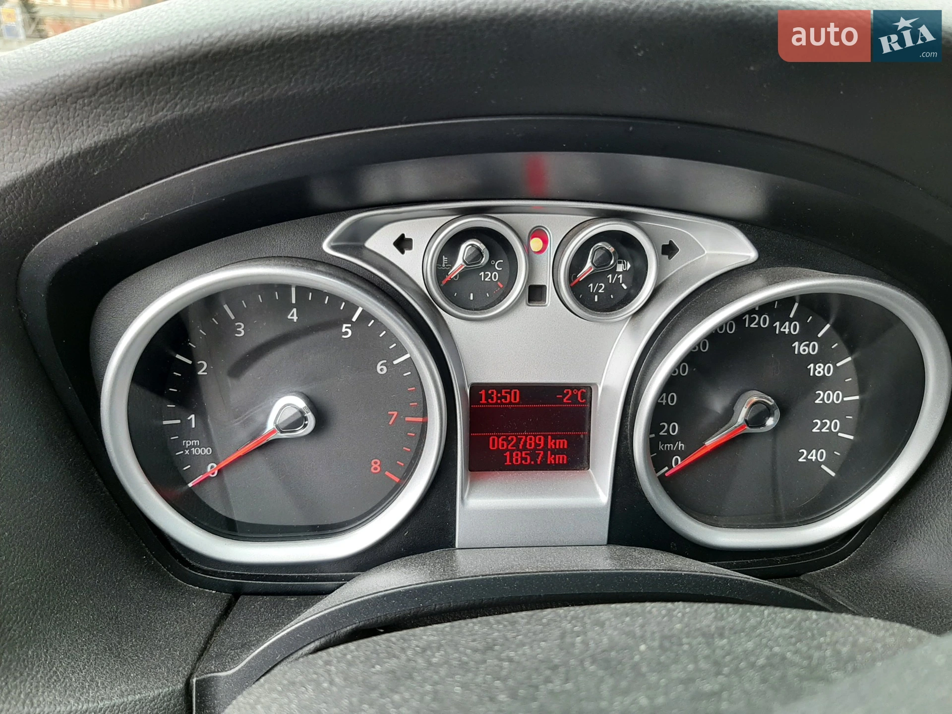 2010 Ford Focus - мініатюра 3