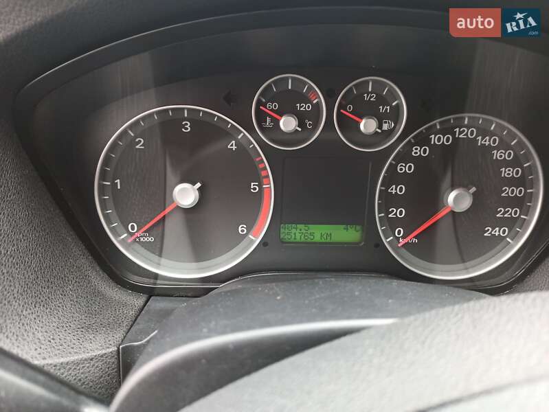 Универсал Ford Focus 2006 в Черновцах