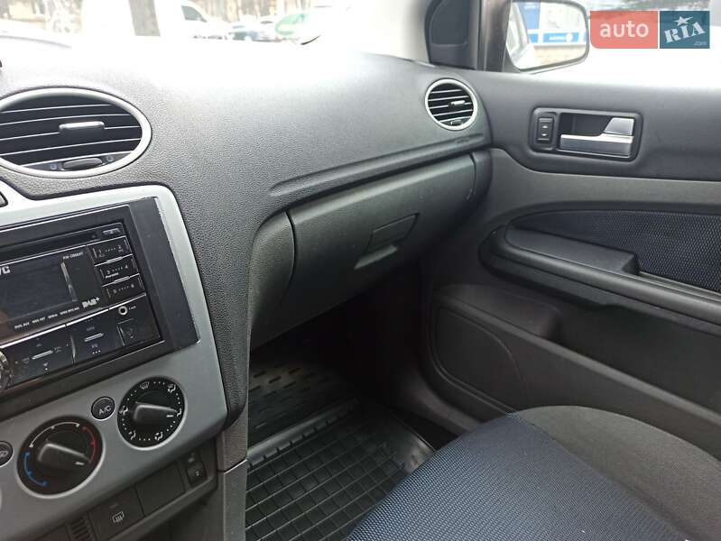 Универсал Ford Focus 2006 в Черновцах