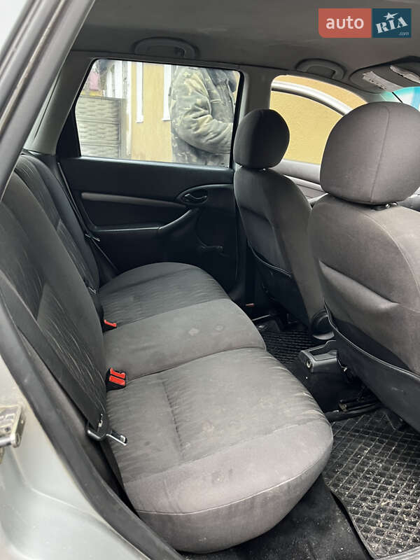 Универсал Ford Focus 2002 в Малине