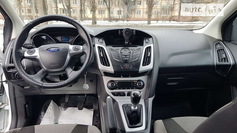 Хэтчбек Ford Focus 2013 в Харькове
