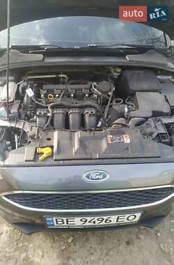 Седан Ford Focus 2015 в 