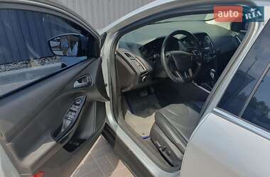 Хэтчбек Ford Focus 2017 в Днепре