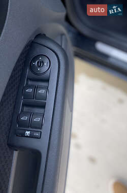 Хэтчбек Ford Focus 2006 в Тячеве