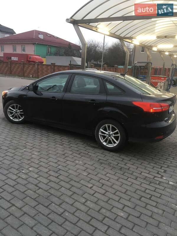 Седан Ford Focus 2015 в Рівному