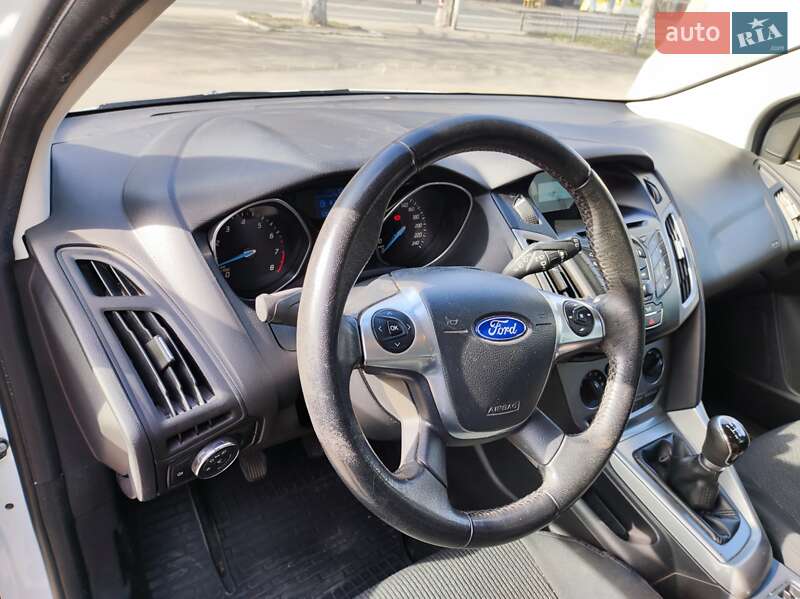 Хетчбек Ford Focus 2014 в Одесі