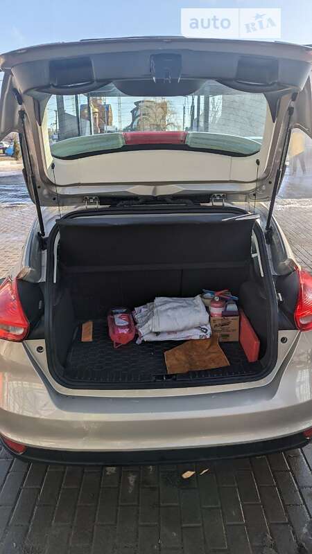 Хетчбек Ford Focus 2015 в Харкові