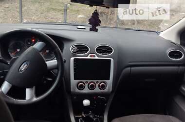 Хэтчбек Ford Focus 2007 в Львове