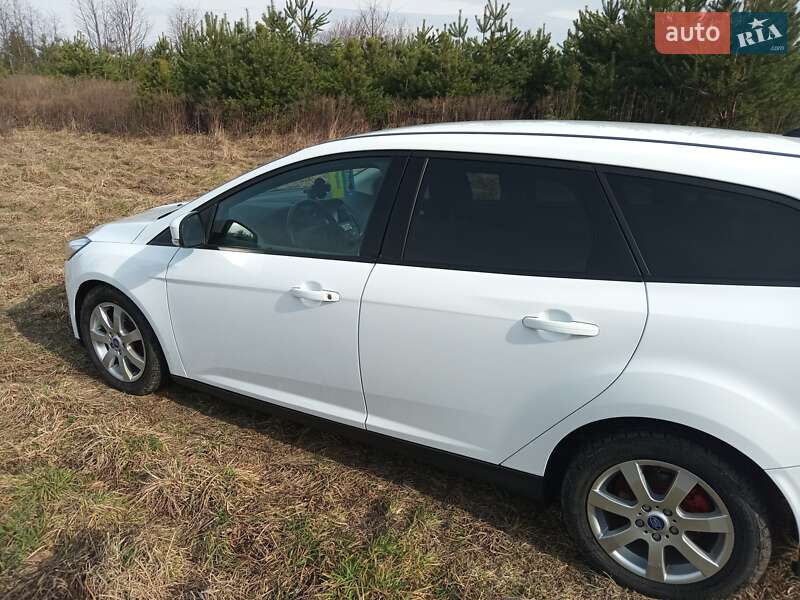 Универсал Ford Focus 2016 в Бродах фото 4 Универсал Ford Focus 2016 в Бродах