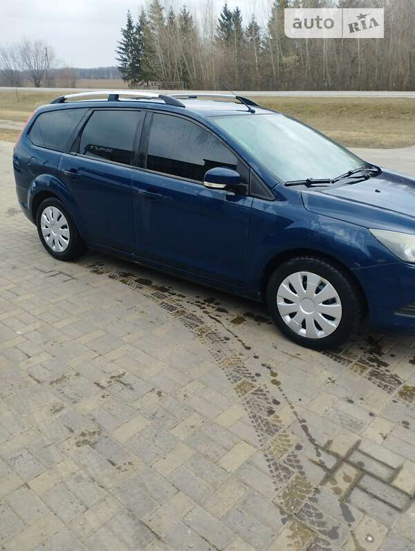 Универсал Ford Focus 2008 в Диканьке
