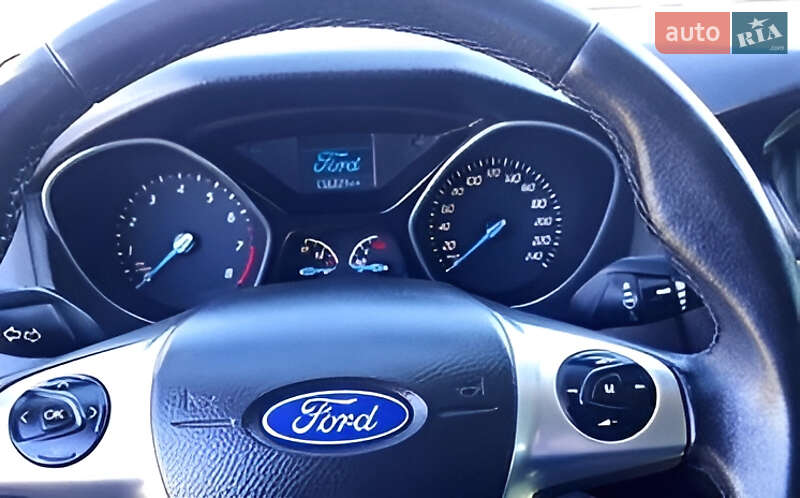 Хэтчбек Ford Focus 2012 в Полтаве
