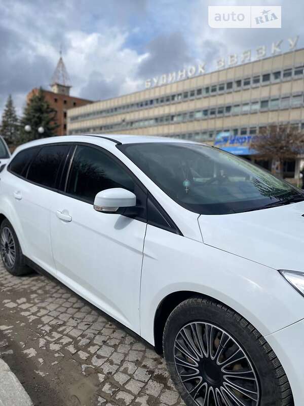 Универсал Ford Focus 2014 в Каменец-Подольском