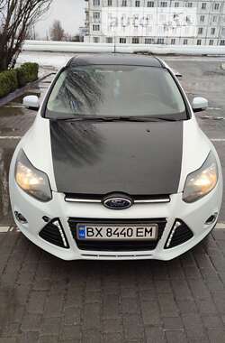 Хэтчбек Ford Focus 2013 в Остроге