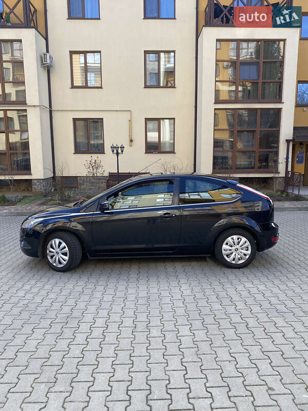 Хетчбек Ford Focus 2008 в Чернівцях