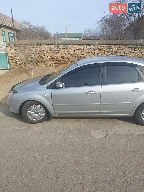 Хэтчбек Ford Focus 2007 в Болграде