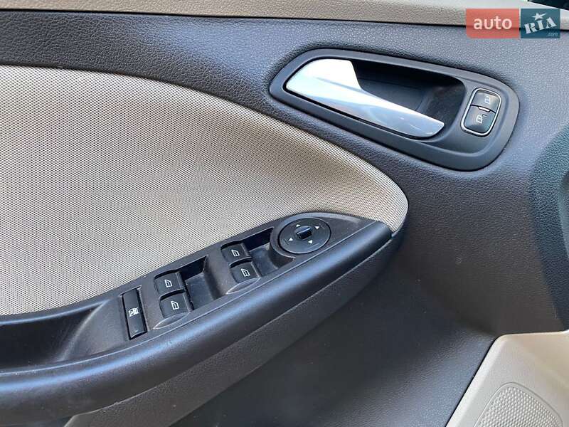 Седан Ford Focus 2018 в Киеве фото 11 Седан Ford Focus 2018 в Киеве