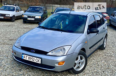 Хэтчбек Ford Focus 2000 в Ивано-Франковске