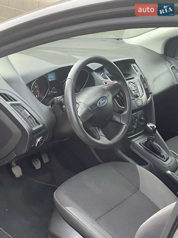 Седан Ford Focus 2012 в Черновцах