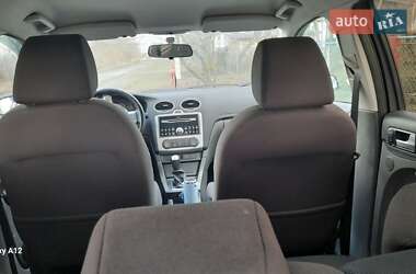 Хэтчбек Ford Focus 2006 в Староконстантинове