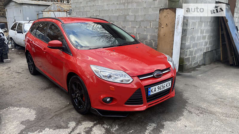 Универсал Ford Focus 2011 в 