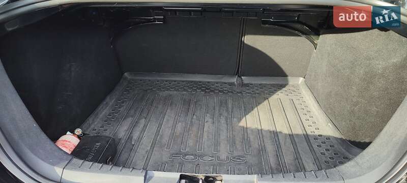 Седан Ford Focus 2007 в Горишних Плавнях