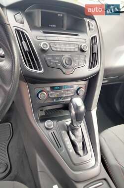 Хэтчбек Ford Focus 2017 в 