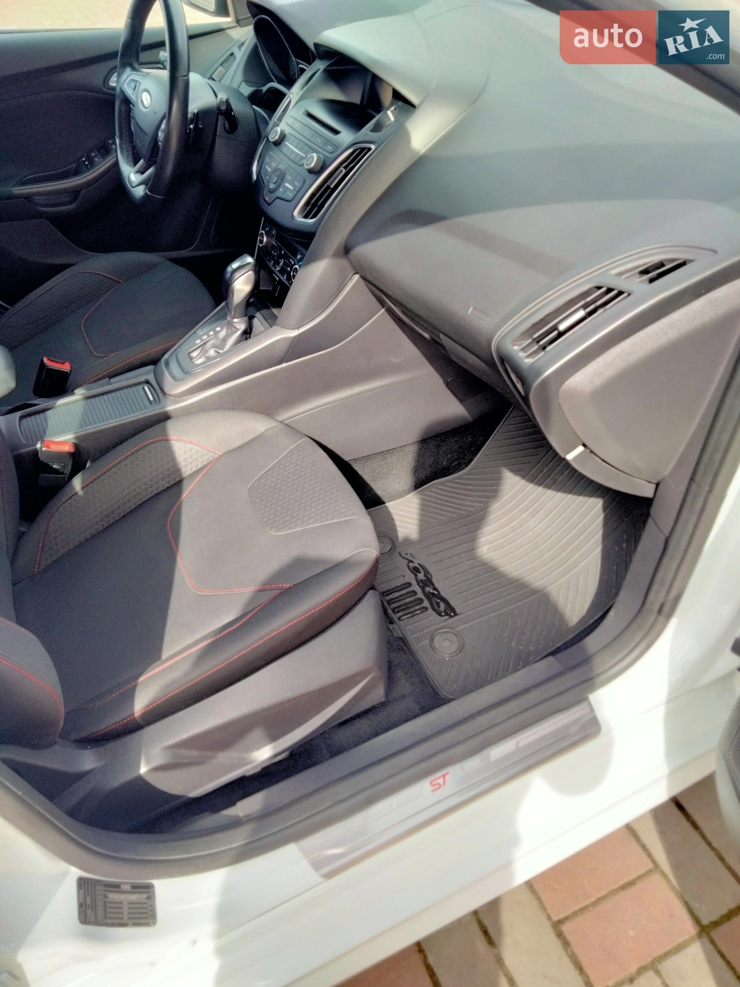 2017 Ford Focus - мініатюра 33