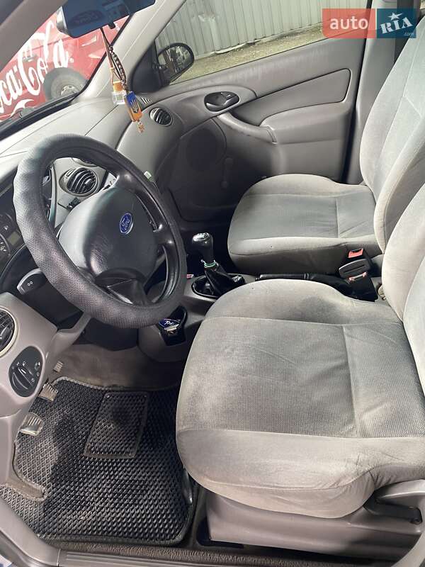 Седан Ford Focus 2002 в Каменском