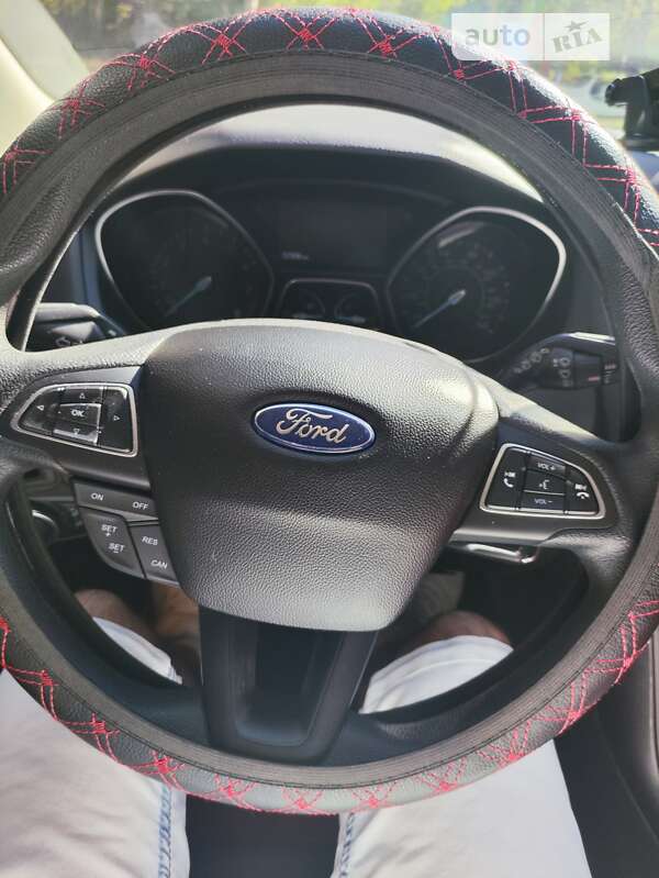 Хэтчбек Ford Focus 2018 в Киеве